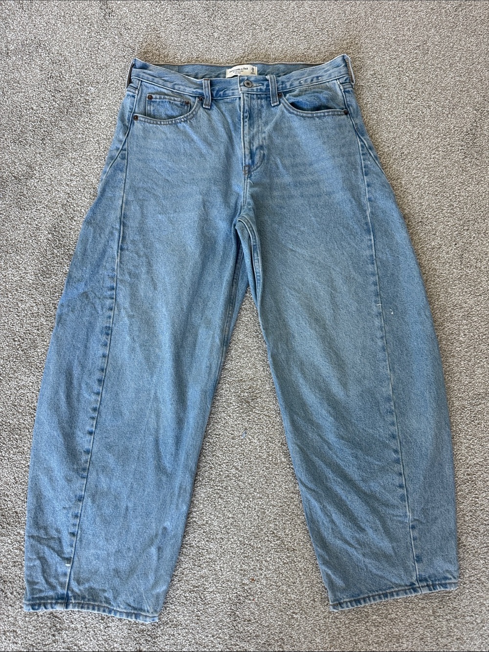 Abercrombie & Fitch Mid-Rise Barrel Jean